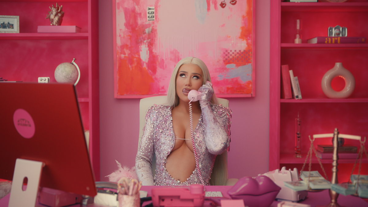 Iggy Azalea • Money Come
